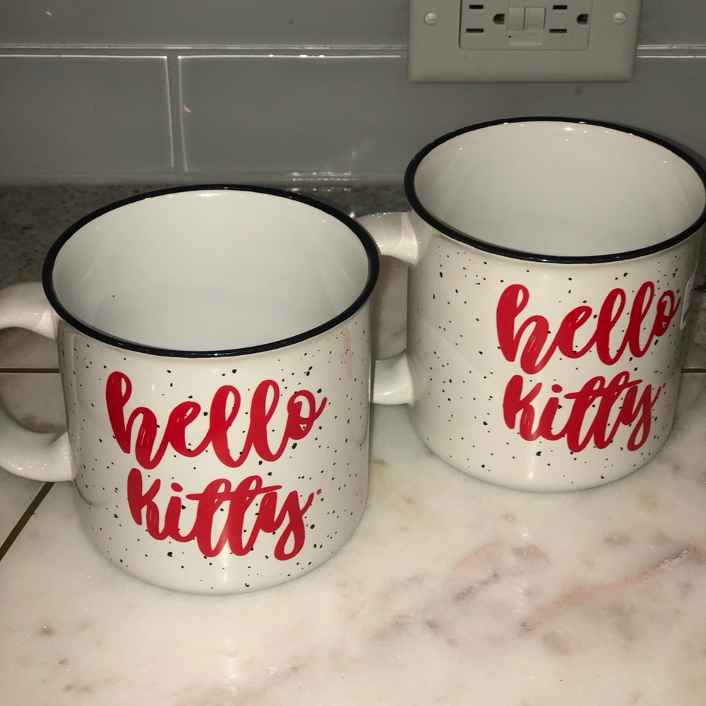 ✨NWT✨ Hello Kitty Sanrio Set of 2 Large Speckle Glitter Mugs - Picture 4 of 10